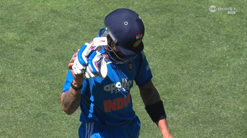 stackvanshed's tweet image. Adelaide saw the beginning
Adelaide saw the peak 
And now probably the very end of everything 
#AUSvsIND