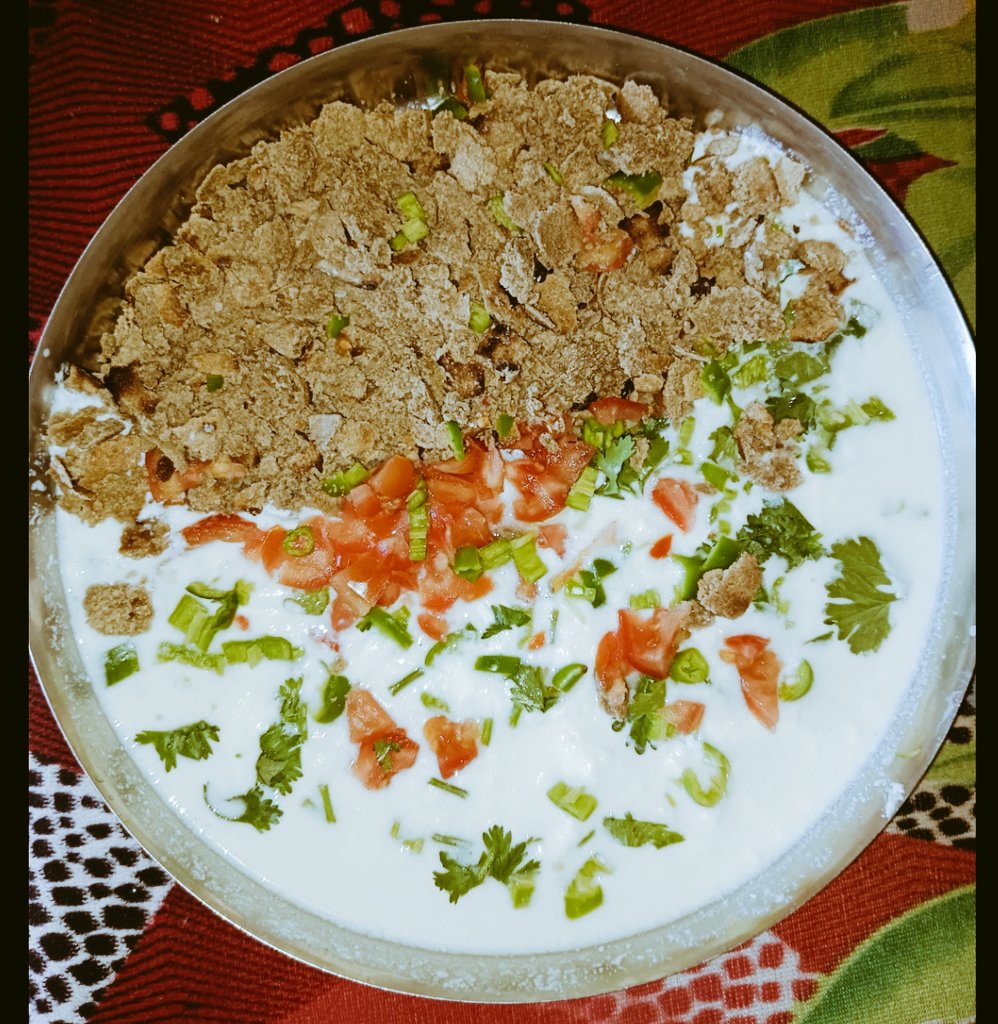 SunilChoudhay81's tweet image. गाँव की सादगी, दही और माटी की खुशबू, और रोटी का देसी स्वाद। घर का बना खाना, दिल से सेहत तक! 🥣🍅🌿
#DesiSwad #HealthyFood #VillageVibes