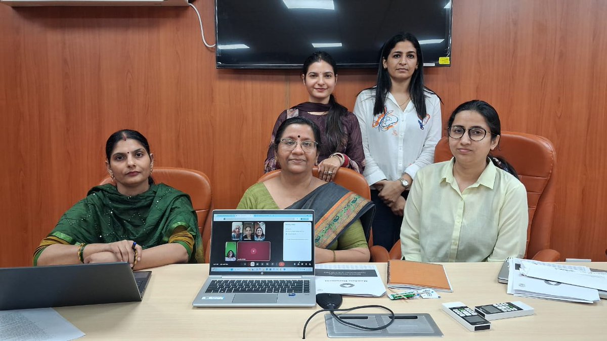 ncert's tweet image. The Department of Elementary Education is organising a three-day workshop for developing the Teachers’ Handbook in English.  Altogether  nine members are participating in the workshop.
On day 1 of the workshop, the Mandate document was thoroughly discussed and topics were…