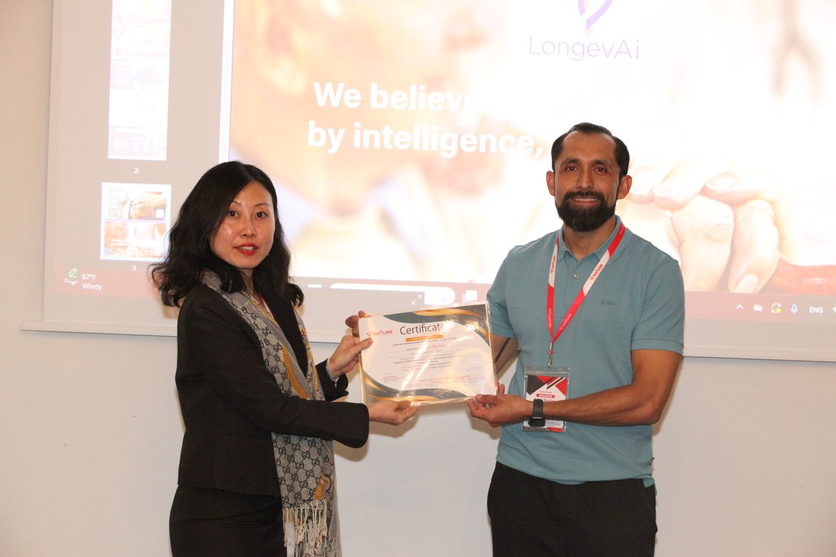 ConferenceAging's tweet image. 🎤 Honored to have Pablo Bastida (Amatista Life Sa De Cv, Mexico) speak at #WCFA2025 in Prague! 🇨🇿
🧠 “LongevAi: Intelligent Platform for Personalized Geriatric Wellness &amp;amp; Community Experience”
Thank you for inspiring innovation in #Aging &amp;amp; #Longevity! 🌍✨

@ScholarsConfer1