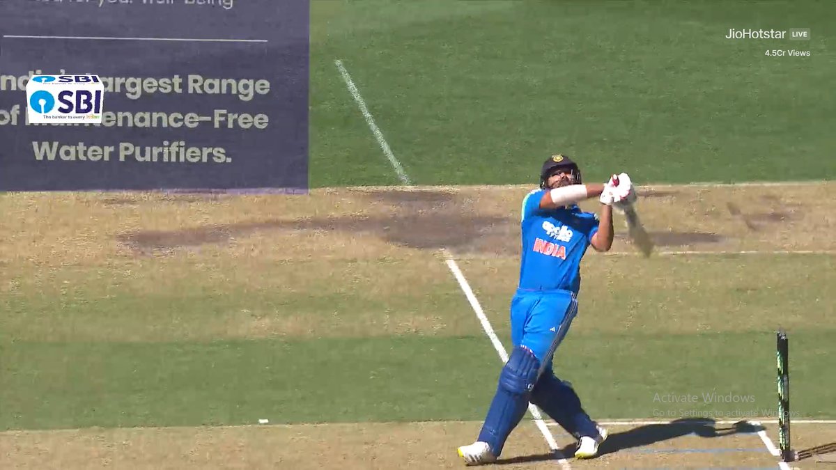 LoyalSachinFan's tweet photo. ROHIT SHARMA. PULL SHOT SIX. I AM ALIVE. https://t.co/pQ1QOotJyb