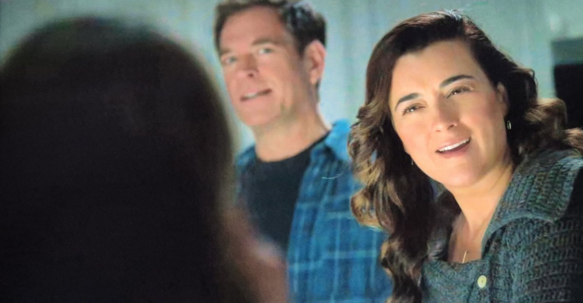 ChanelleMGale's tweet image. "Funny, but was it really necessary?"
"That was such a you thing to do,"
"It was it was awesome,"
Tali pulling a joke on her parents like that was so funny. Poor Tony went through about 12 different emotions. Terrifed, confused, proud 😂 #TonyandZiva #NCISTonyAndZiva