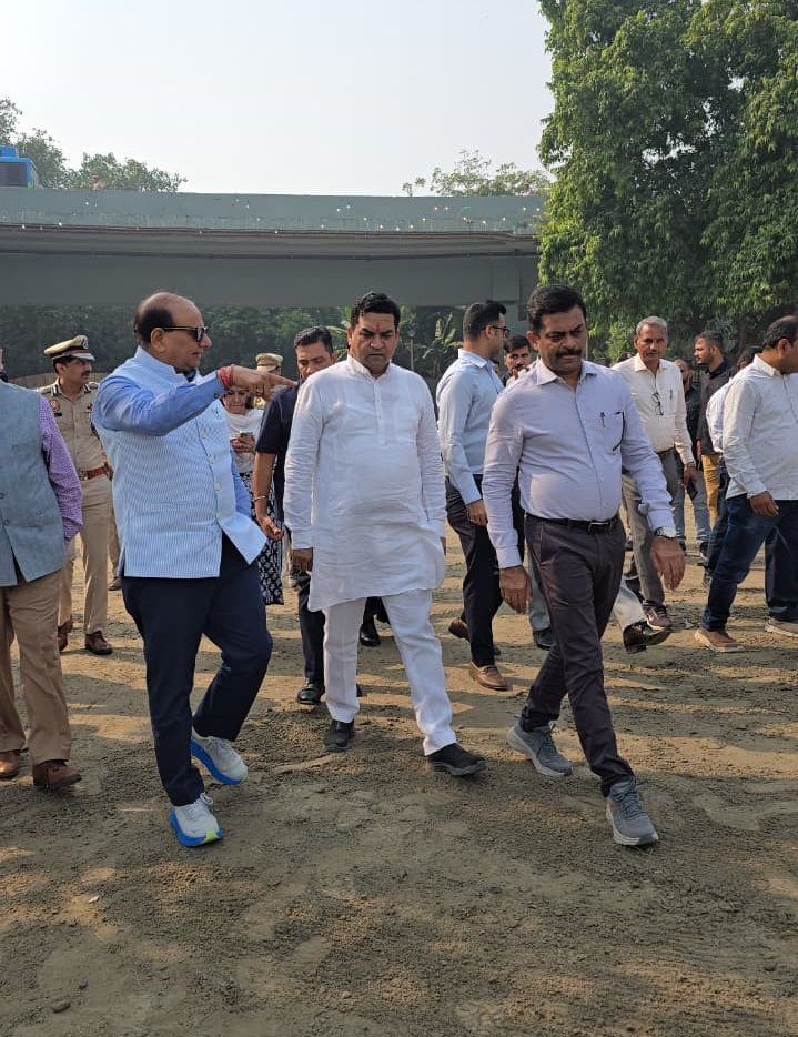 KapilMishra_IND's tweet image. राजधानी दिल्ली के एक हजार से अधिक घाटों पर भव्य छठ पूजा का आयोजन किया जा रहा है, यमुना किनारे किए जा रहे इंतजाम अभूतपूर्व हैं
दिल्ली में पहली बार इतना व्यापक आयोजन छठ पर्व के मद्देनजर होने जा रहा है, इसलिए सरकार की तैयारियां भी जोरदार हैं
दिल्ली के वसुदेव घाट पर @LtGovDelhi…
