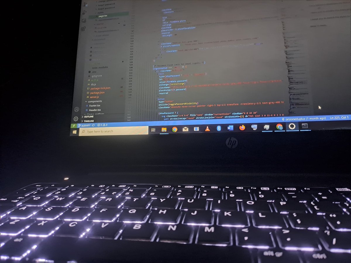 DavinDicator's tweet image. Long time no post, but I&apos;m still active 🌛✨
#WebDevelopment #FullStackDeveloper #night