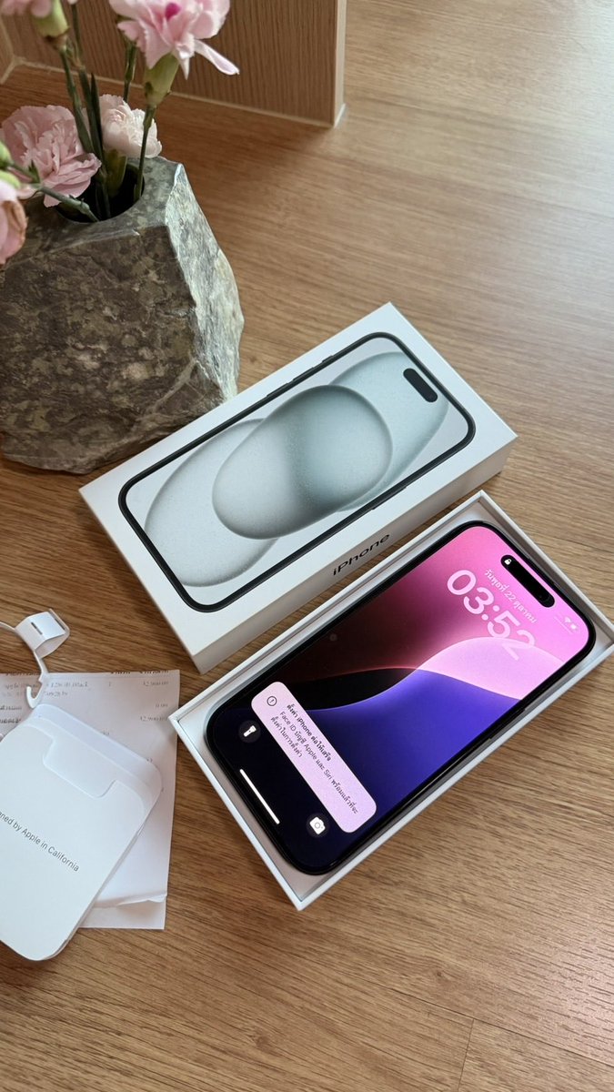 01Phet's tweet photo. iPhone15 128GB Black เครื่องศูนย์ studio7 ยังไม่ได้อัพ ios สุขภาพแบต 84% ⭐️ไม่เคยซ่อม ไม่เคยทำอะไรเลย ใช้งานปกติ สีถลอกจุดเล็กมากที่ขอบกล้อง ไม่มีรอยหักรอยบิ่น 14,500 กล่อง เคส สายชาร์จ ขอดูเพิ่มได้📍นัดรับbts เกษตร เสนานิคม ลาดพร้าวได้ #iphone15 #ไอโฟนมือสอง https://t.co/0NIkLS6Fy4