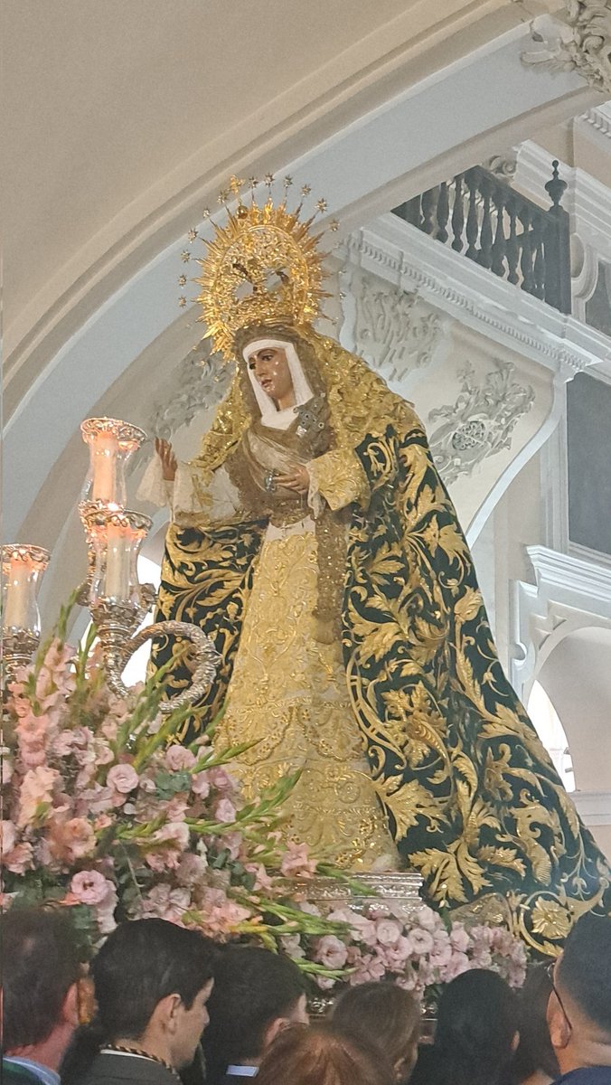 Con motivo de la visita de Nuestra Señora de la Esperanza de Triana ,  a <a href="/SanJacintoPQ/">Parroquia de San Jacinto</a>  dentro de los Actos de la "Misión de la Esperanza", la iglesia parroquial permanecerá  abierta en horario de: 
🕥10,30 a  🕑 14h
🕠17,30  a 🕘 21 h
Jueves y viernes.