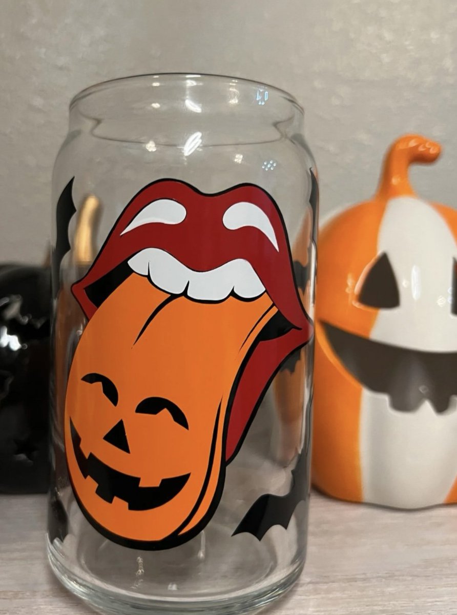 It’s that time of the year 🎃🎼🎼