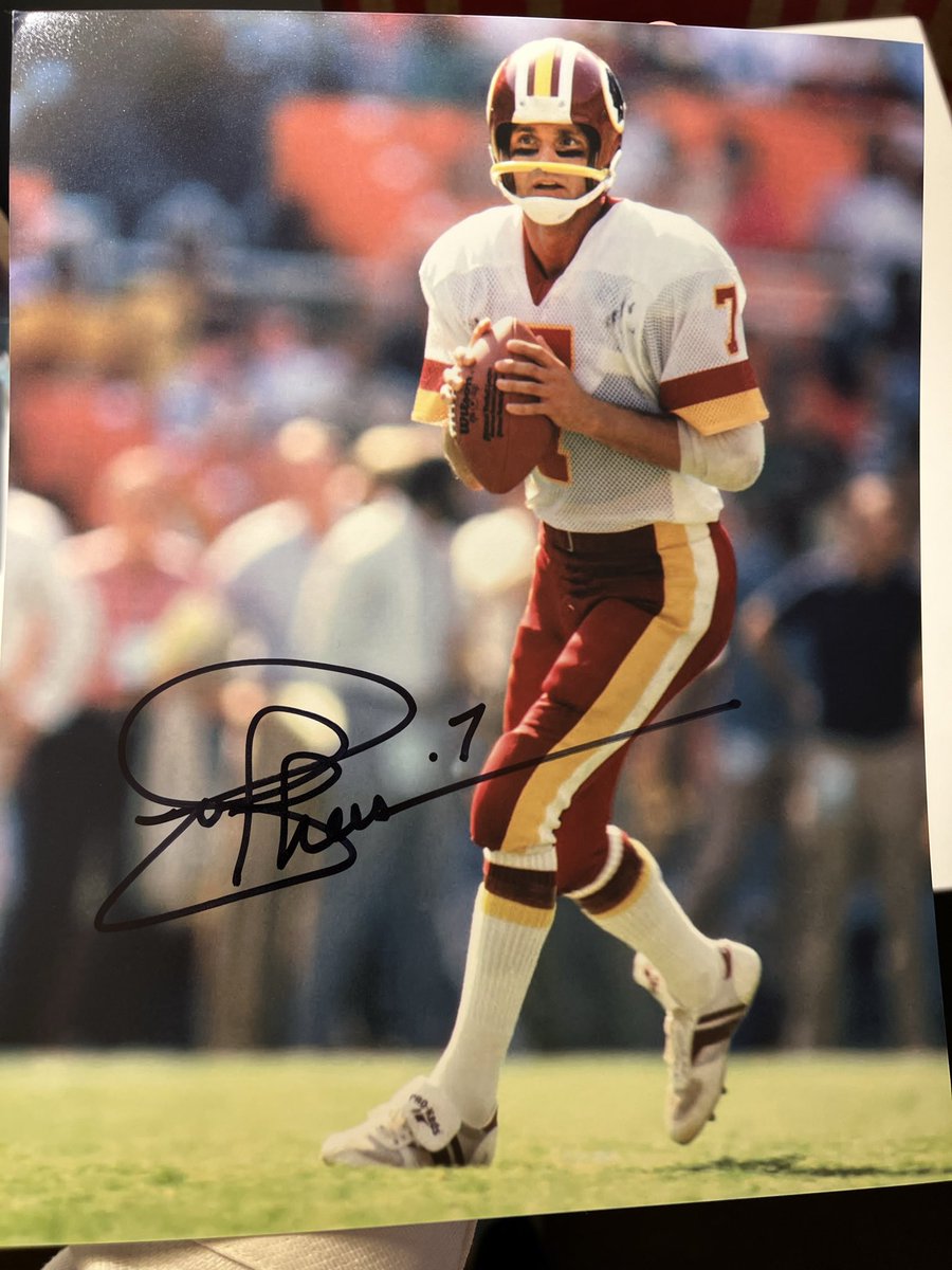 JW_edsolutions's tweet image. Today was like an unexpected dream. I had so much fun presenting and meeting people at conference. My bosses arranged for me to personally meet Joe Theisman and got me his autograph. I felt so appreciated. It made my heart so happy. #teachersofx #caredfor #teamwork #fun tiredboy