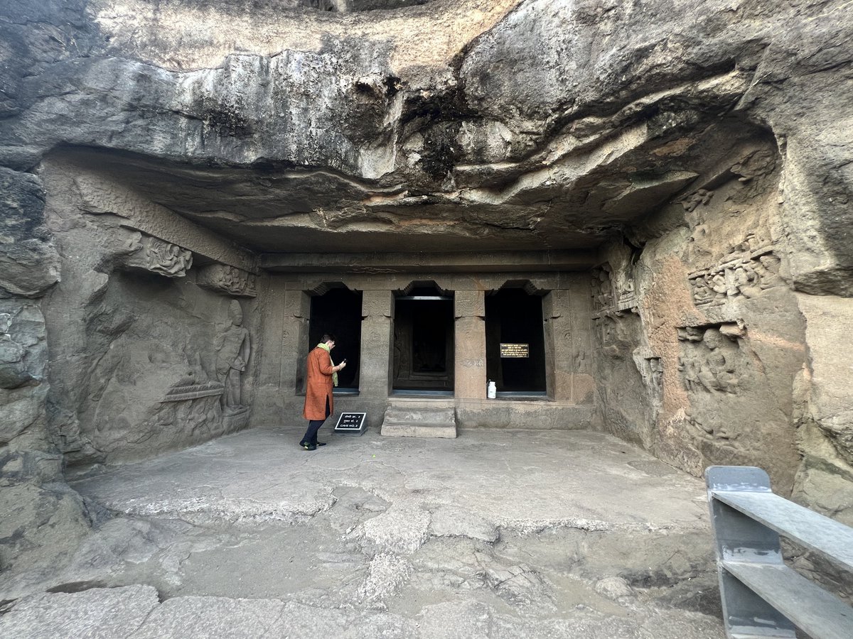 FozzieBhai's tweet image. We live in the ruins of a greater civilisation.