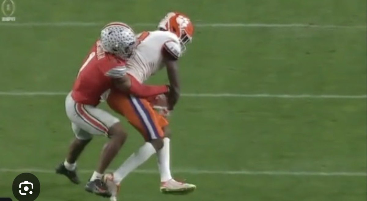 Below is the same referee who overturned the fumble recovery TD in the Fiesta Bowl vs Clemson in 2019 😳