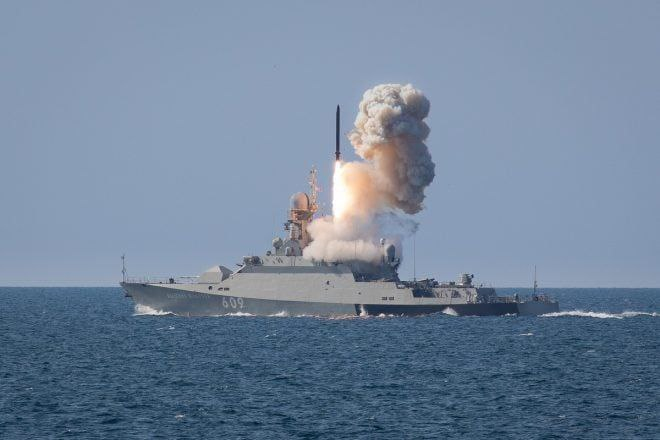 AnaliseGeopol's tweet photo. 🇷🇺🇻🇪 Os blogs militares russos estão dizendo:

"Se os EUA enviarem Tomahawks para a Ucrânia, a Rússia enviará mísseis Kalibrs para a Venezuela ou Colômbia. Tudo é mútuo." https://t.co/prM2ustowY
