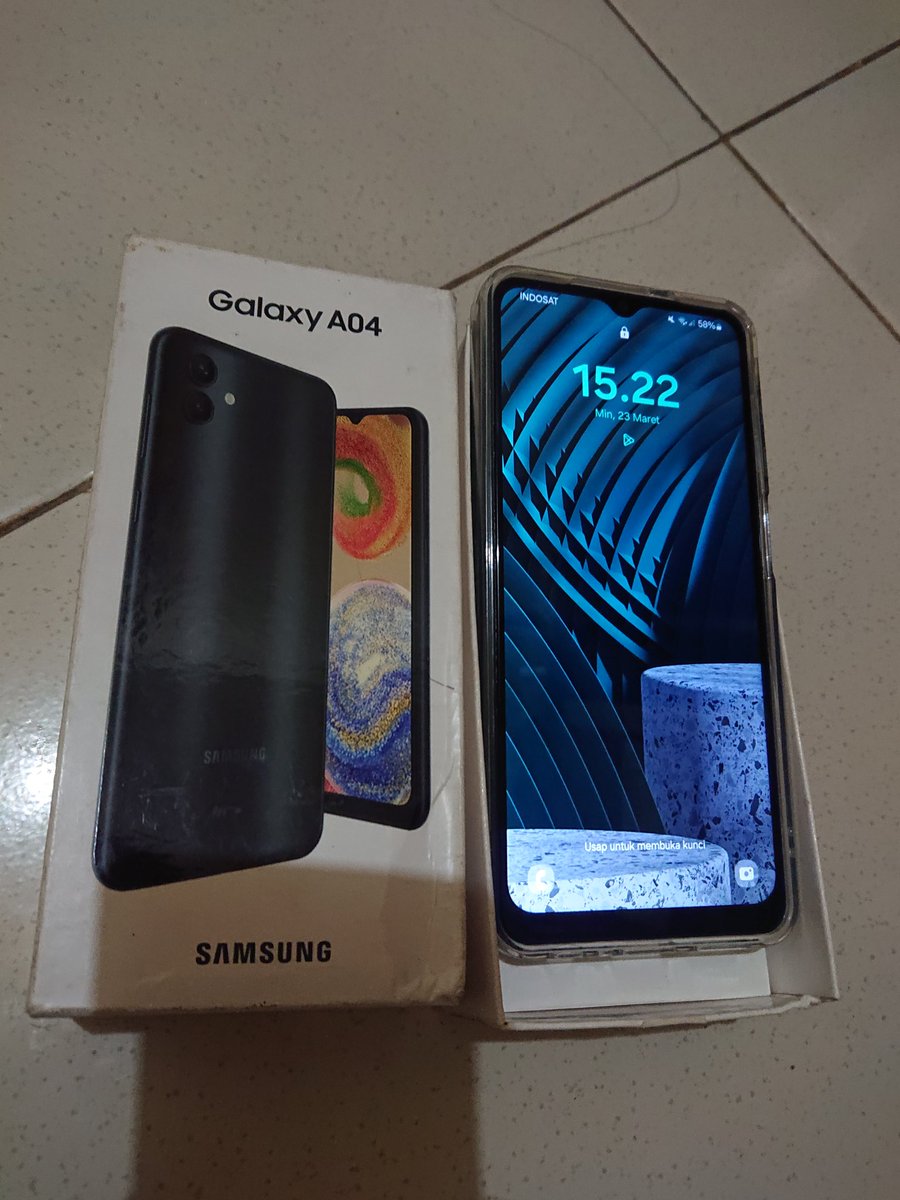 visvicc's tweet image. Titipan temen, jual hp samsung A04 cash/kredit