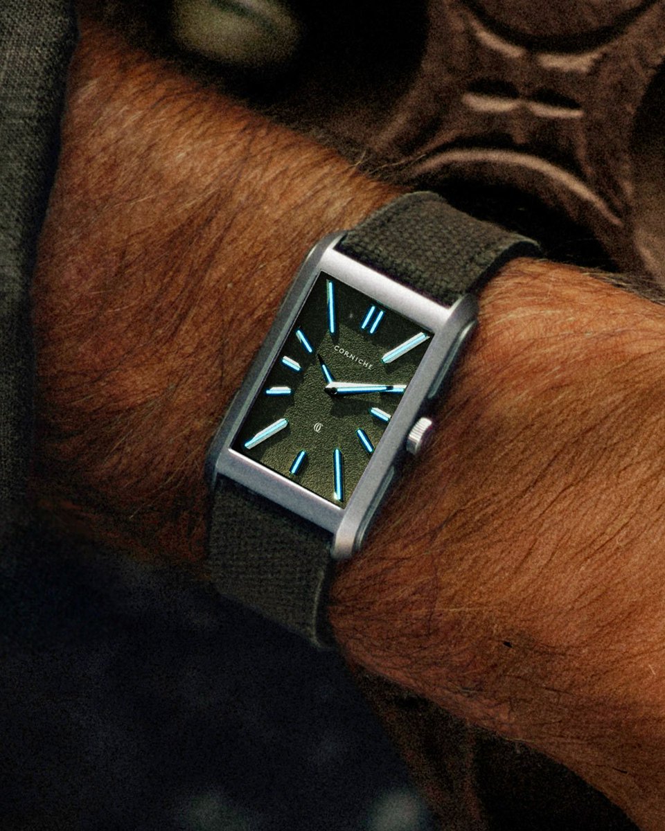 FarandPaulJr's tweet image. Ok this is a gorgeous blend of old and new design... Corniche Visionnaire
OC Limited Edition
Hmmm 🤔