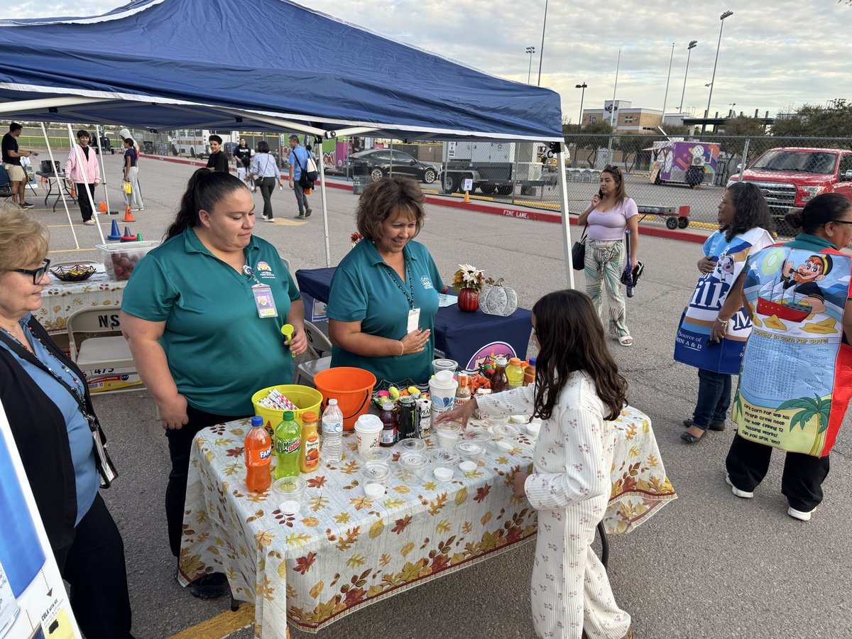 LcpsBETICO's tweet photo. Amazing turnout at the @LCPSnet Inaugural Community Wellness Night!   This event brought families together for tricks, treats, and important conversations about health and well-being. A big shoutout to our Athletics and PE Departments for leading such an awesome event! https://t.co/hFbJCvqSsP
