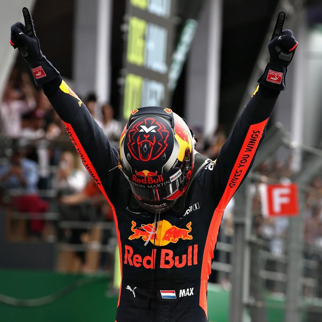 🚨 Laps led in Mexico since it returned to the calendar in 2015:

Max Verstappen - 331
All other drivers combined - 308

It's called Maxico for a reason.