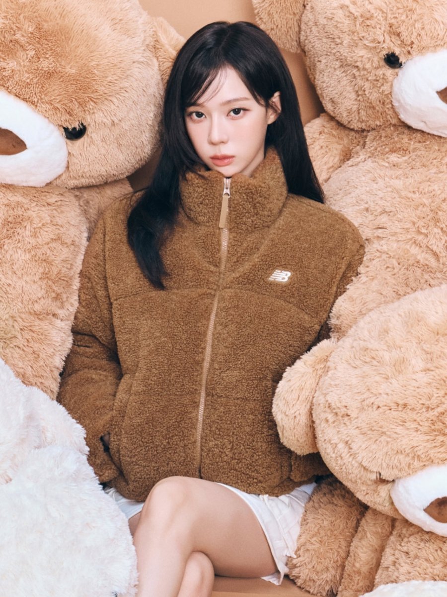 DC 윈터 갤러리 tweet media