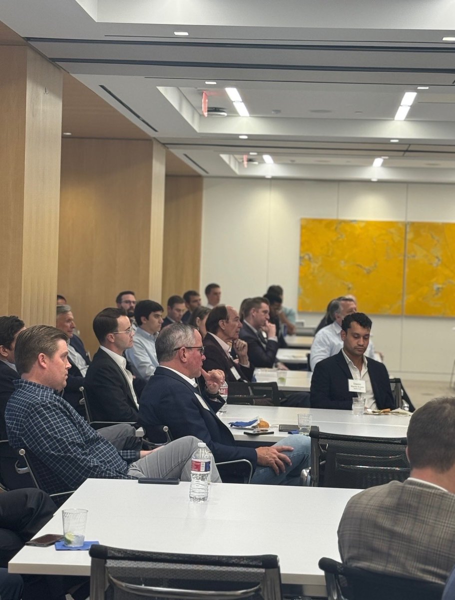 It was a great evening hearing a few SMU alumni speak on the current state of Debt and Equity. <a href="/SMUCox/">SMU Cox School of Business</a>