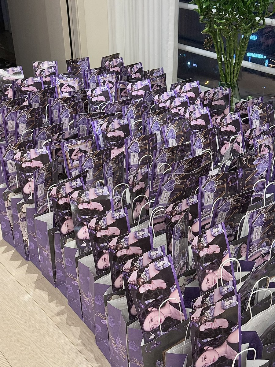 -joyycee tweet media