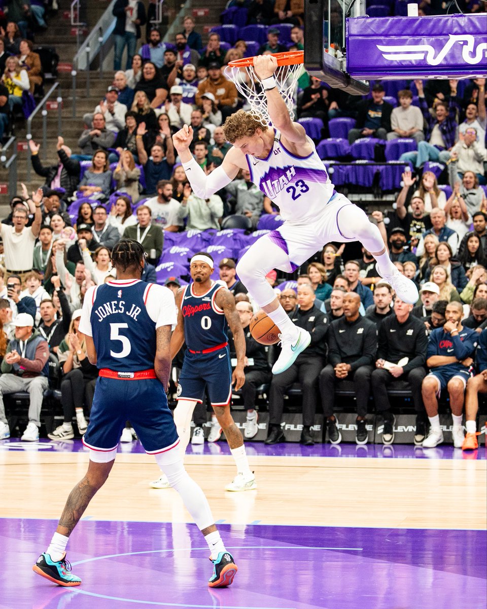 utahjazz's tweet image. now THAT’S how you start the season 🫡