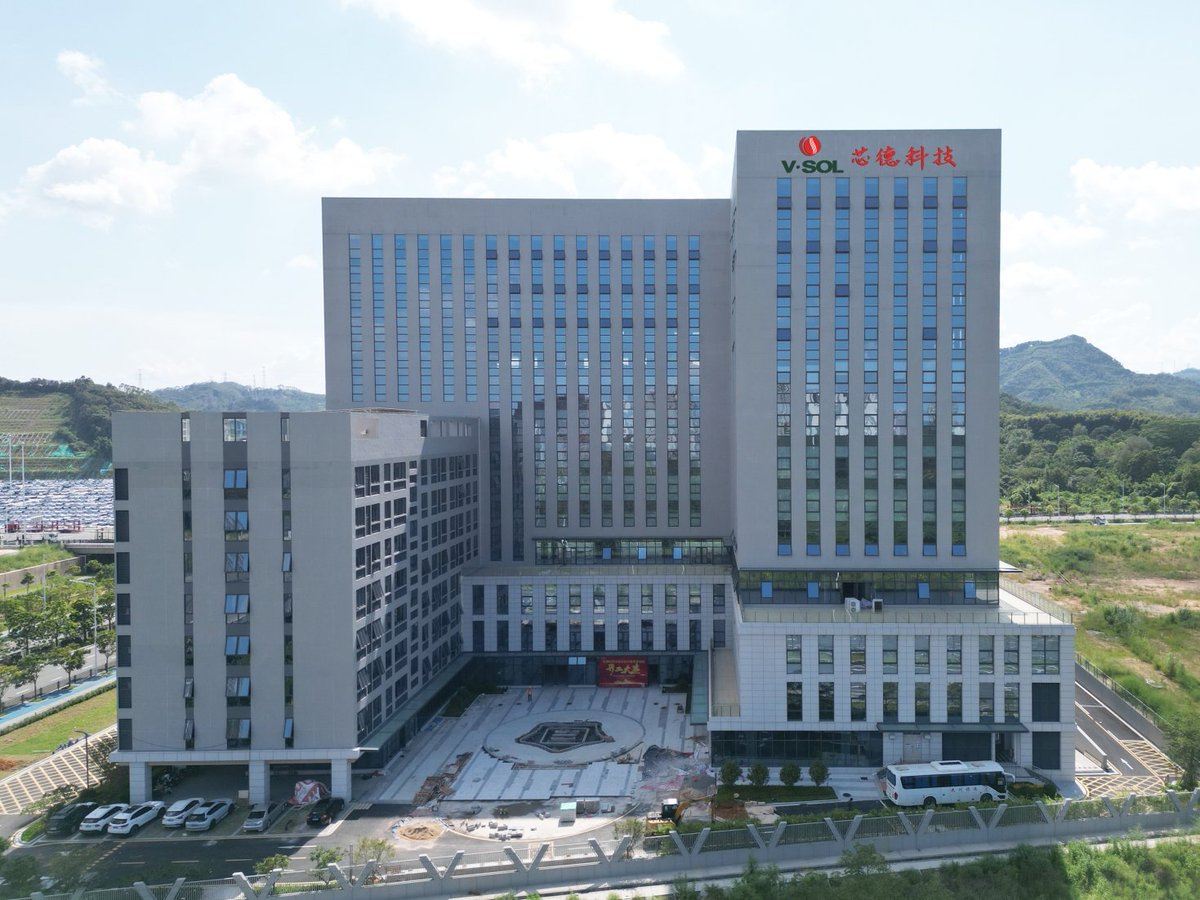 vsolution_fttx's tweet image. 🏢✨ VSOL New Chapter Begins! Our new campus is ready for the big move—grand opening October 28th!
Join us as we create, innovate, and grow in our brand-new home. Stay tuned for updates!
#VSOLJourney #NewBeginnings 🚀