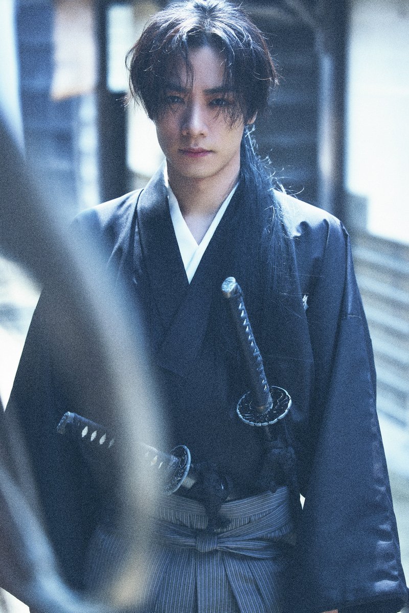 本日発売📣
「#ViVi」2025年12月号📚

#川村壱馬 連載 "I am K."

ｽｷ㉒ 侍スピリット⚡🗡️

vivi.tv/magazine/

<a href="/vivi_magazine/">ViVi</a>
#THERAMPAGE <a href="/sncrmpg_kk/">川村壱馬 / 零</a>