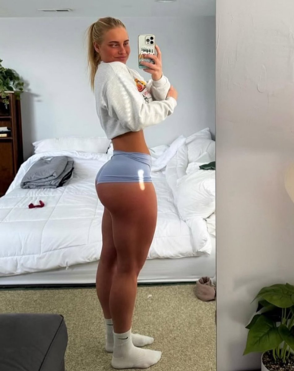 milk_speech's tweet image. Thoughts on gym girls?