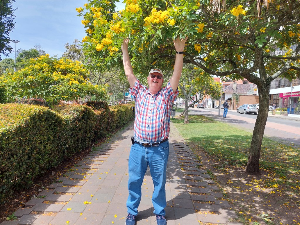 Cdn Refugee in Ecuador tweet media