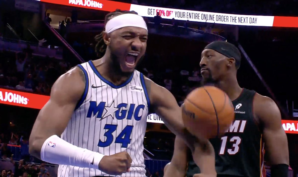 Play The Song. 🎶

The @OrlandoMagic open the season with a 125-121 thrilling home win over the Miami Heat. 
