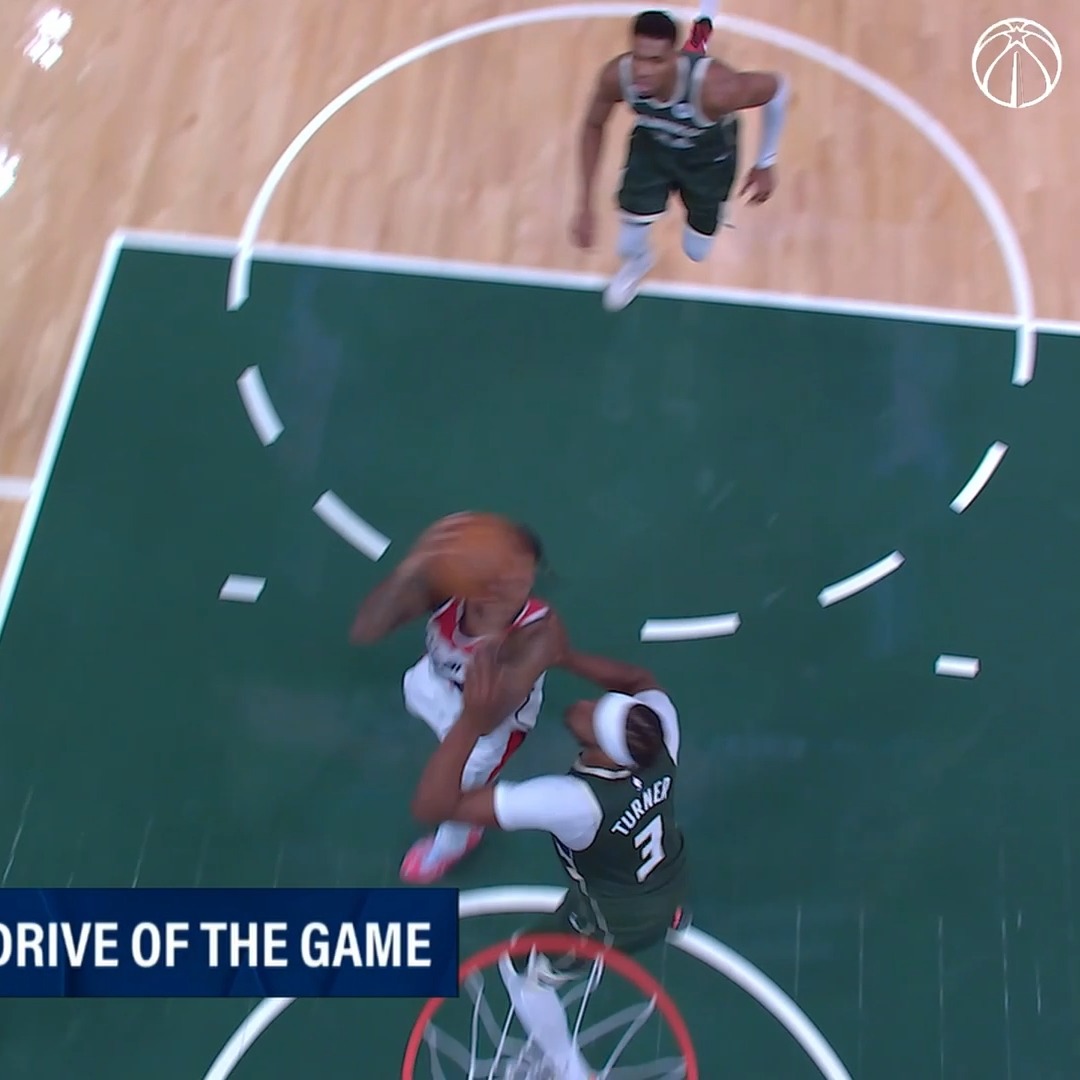 Cam Whitmore doing what he does best with a strong take to the rim for an and-1. 