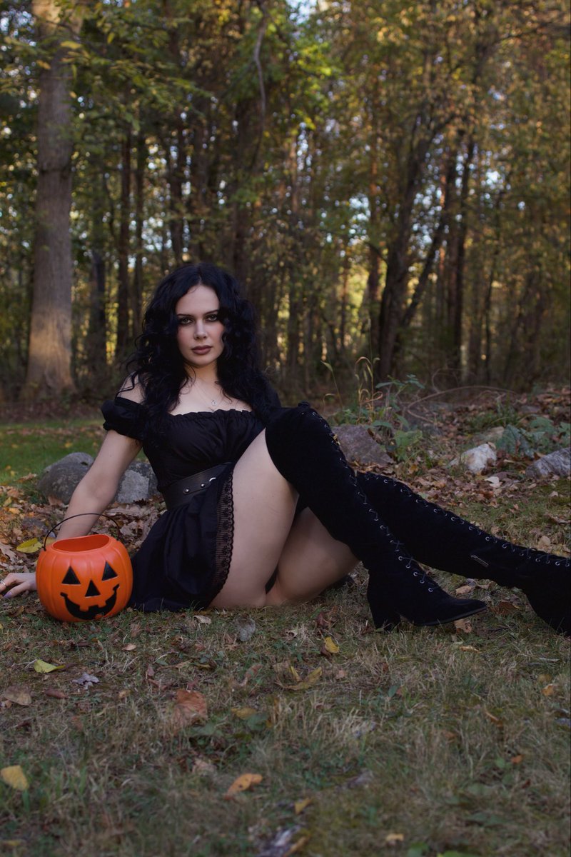 Witch of the woods 

#3IATLAS