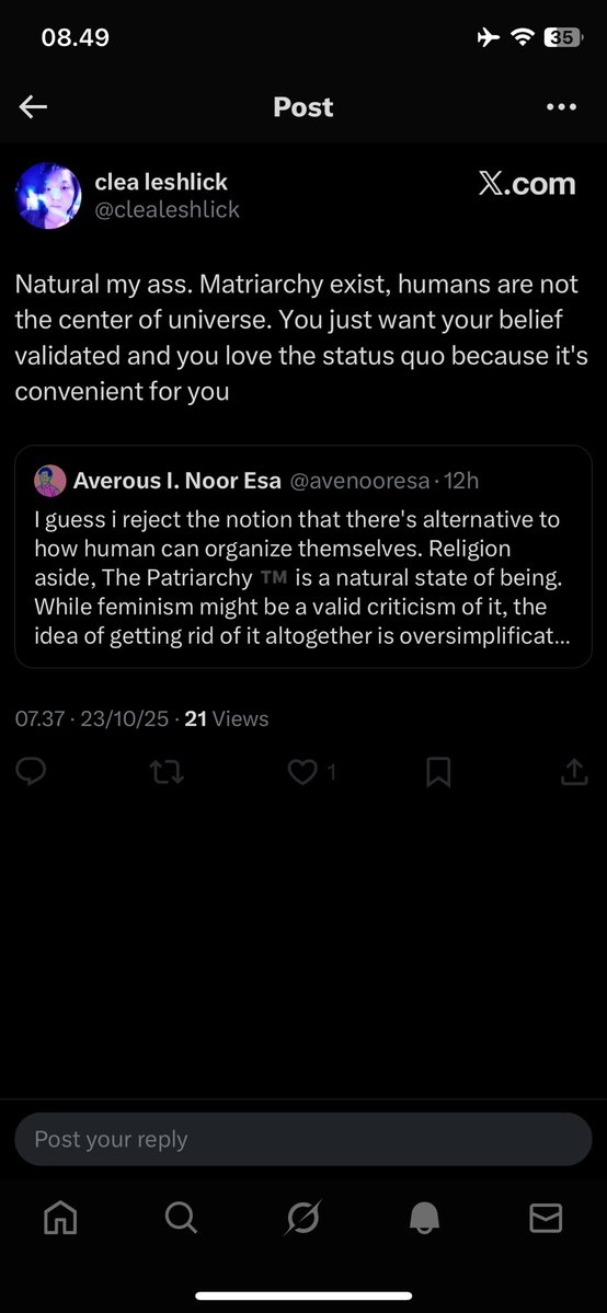 avenooresa's tweet image. Ma’am, I studied archaeology for half a decade. There’s no advanced civilization in which ✨division of labor✨is not the norm.
Guess what labor men can’t do? That’s right: *having children.*
Hal-hal lain bisa diatur, tapi biologi itu saklek.