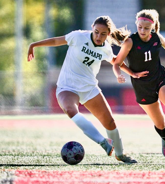 Kaley Potaki | 2027 | CM / CB | NCAA #2411465108 tweet media