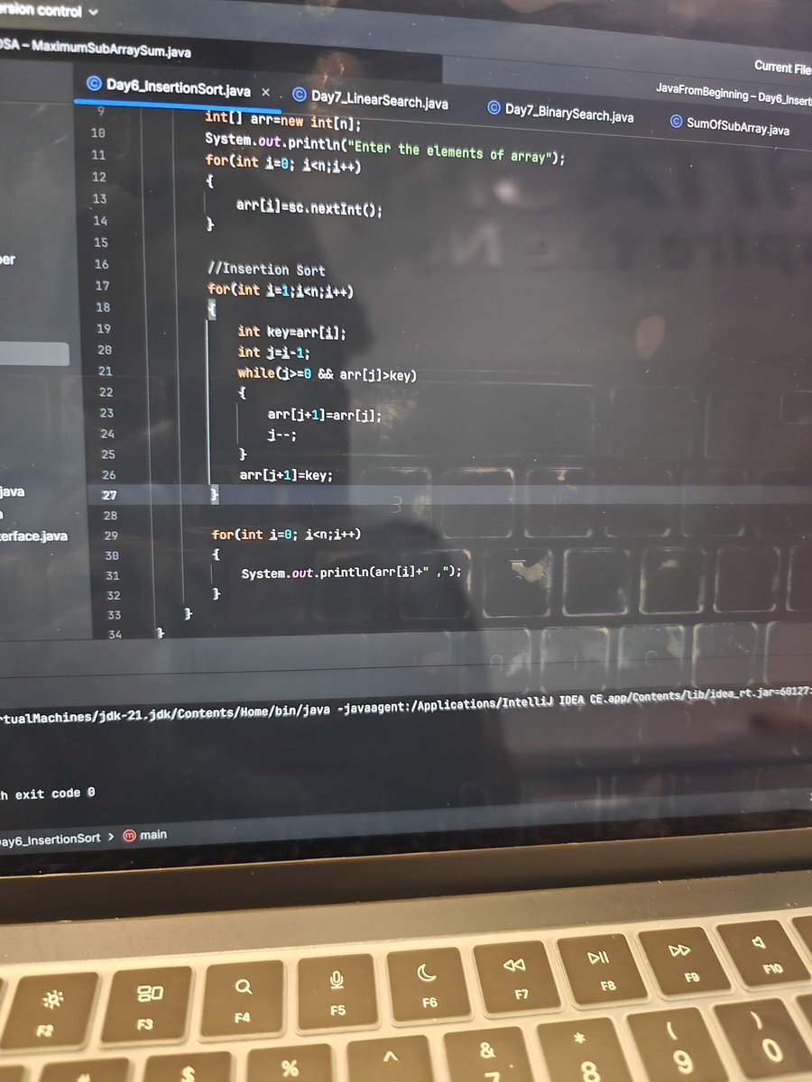 NitinParashar00's tweet image. Sorting... 👍🏻 #Java #100daysofcode #LearningJourney #dsa #sorting