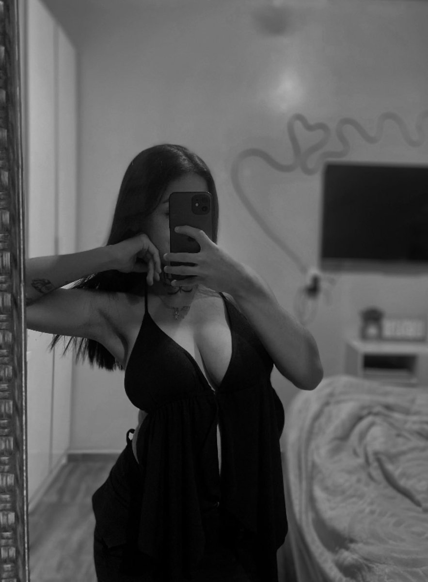 bi_sc_'s tweet photo. 🌑 https://t.co/yiMlyLDhpe