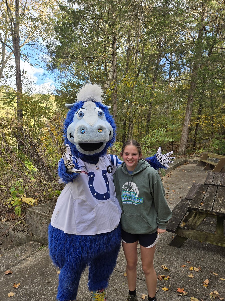 jagerdom1's tweet photo. @blue Thanks for the laughs @blue 

Get out and enjoy the fall weather at the state parks!  Never know who you'll run into while fishing... @INDNRstateparks https://t.co/1smt5BA1Vp