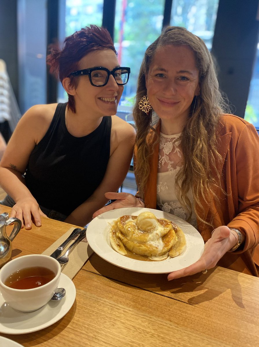 com_collective's tweet image. Thanks for joining our Coffee & Pancakes event with Standard Ledger x FKS x The Community Collective x Frontcover & Tractor Ventures 🎉
Curious about how to master community-led growth for your business? Hear when our next 8-week experience launches 👀 👉 airtable.com/appFkPmE943DGo…
