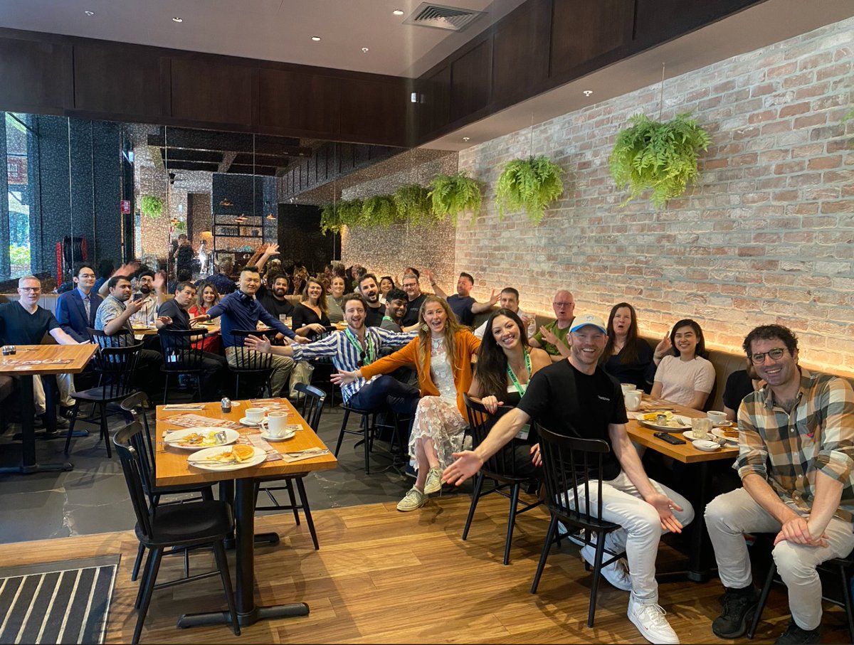 com_collective's tweet image. Thanks for joining our Coffee & Pancakes event with Standard Ledger x FKS x The Community Collective x Frontcover & Tractor Ventures 🎉
Curious about how to master community-led growth for your business? Hear when our next 8-week experience launches 👀 👉 airtable.com/appFkPmE943DGo…