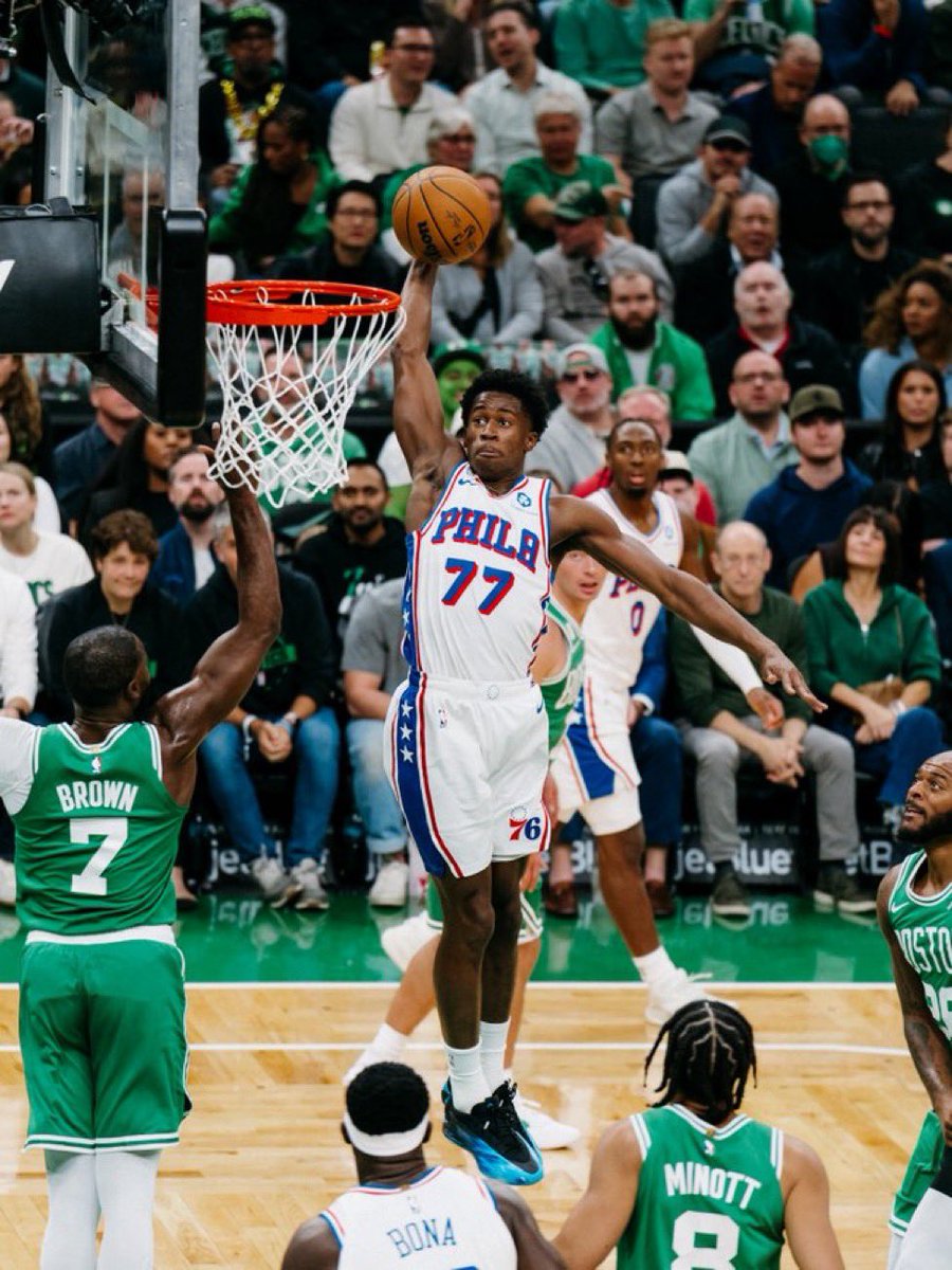 gobananas718's tweet photo. The VJ Edgecombe Game #sixers https://t.co/XGFOSKzOhH