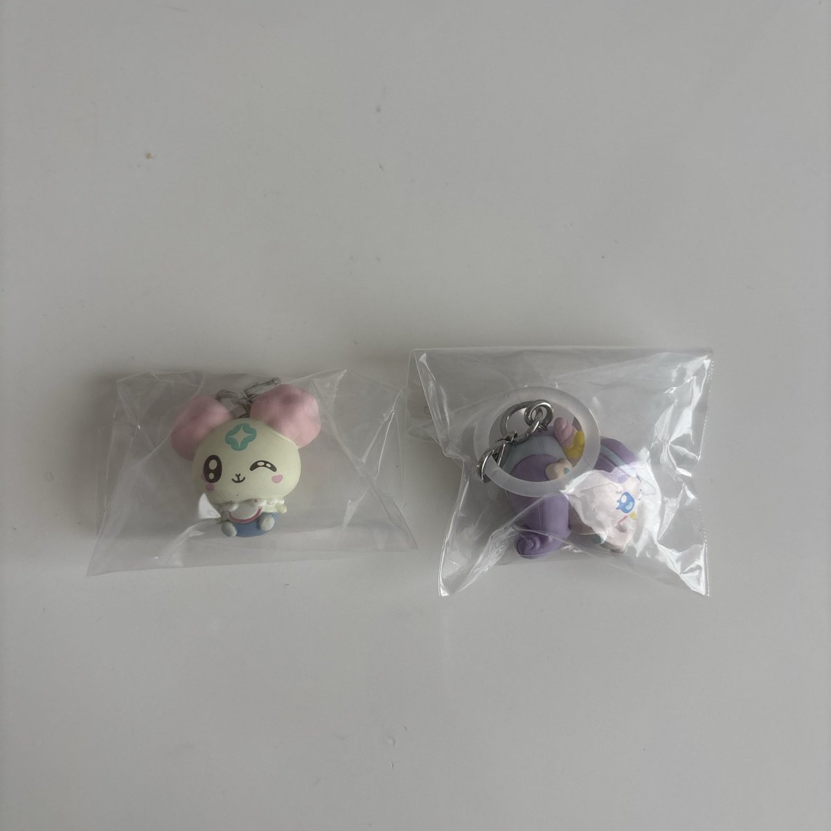 _2tae's tweet photo. ぷちきゅあ めじるしアクセサリー ガチャガチャ 交換

求▶︎前弾 ここ・なっつ
譲▶︎しふぉん、にこ

郵送希望です📮 https://t.co/ZpjiBHXvjV