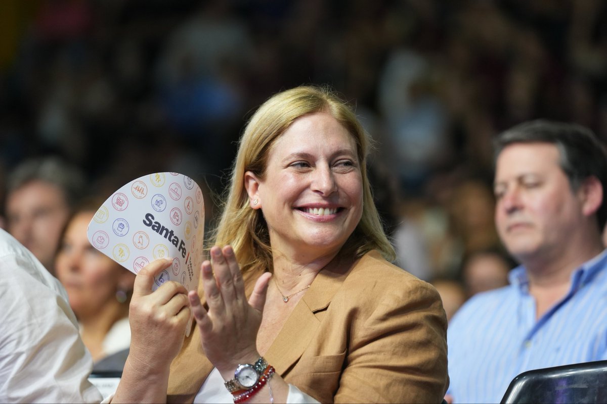 PabloCocoX's tweet photo. Para seguir con el plan de seguridad y para defender a Santa Fe votá la U, votá a @GiScaglia. No volvamos atrás. https://t.co/DVCQOCQvnU