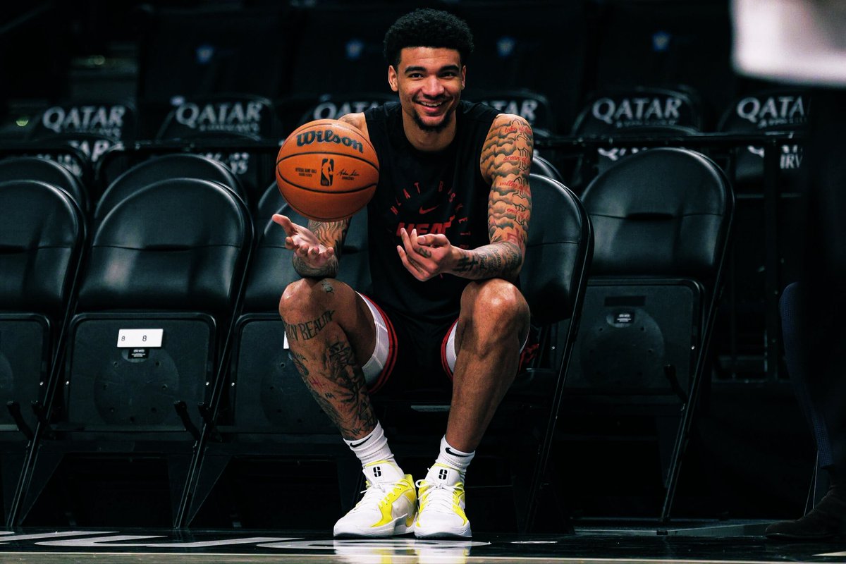 Olynautas tweet media