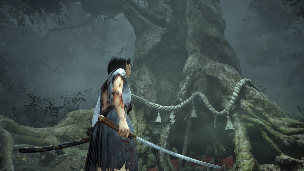 Yessss, the Sacred Sword is mine! Now I might stand my ground from time to time instead of running away like I would irl😜