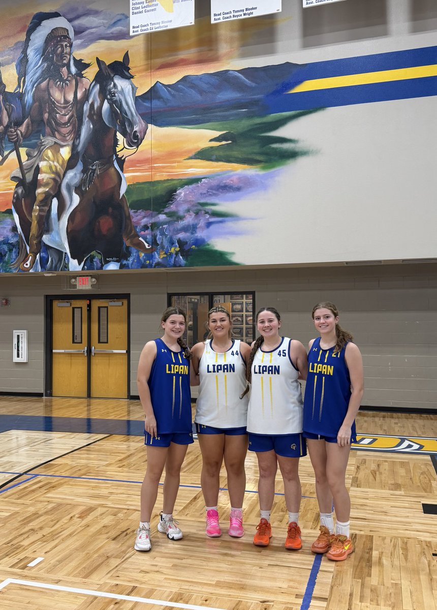 A huge shout out to these four on their last first practice as Lady Indians! Enjoy the ride! 

#EarnIt