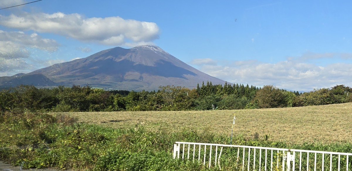 mnt5choco's tweet image. 今日の岩手山🗻
#岩手山
#イマソラ