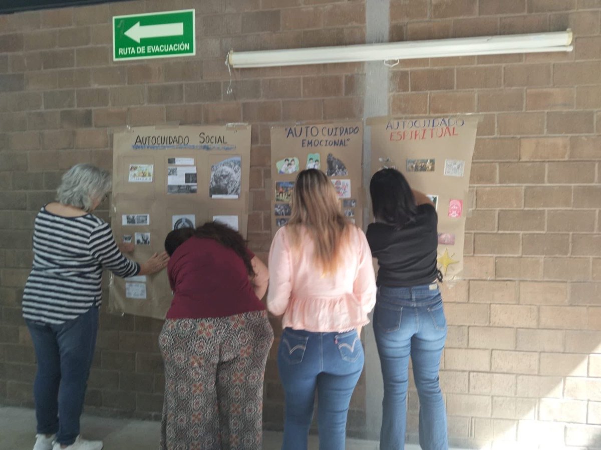 MujerHMO's tweet photo. La Dirección General de Atención a la Mujer a través de la Unidad CAM Minitas, arrancó el taller “Un rincón para aprender a amarme: Cuando yo cambio, todo cambia”.

#TrabajoQueSeNota https://t.co/MEHm19uLfZ