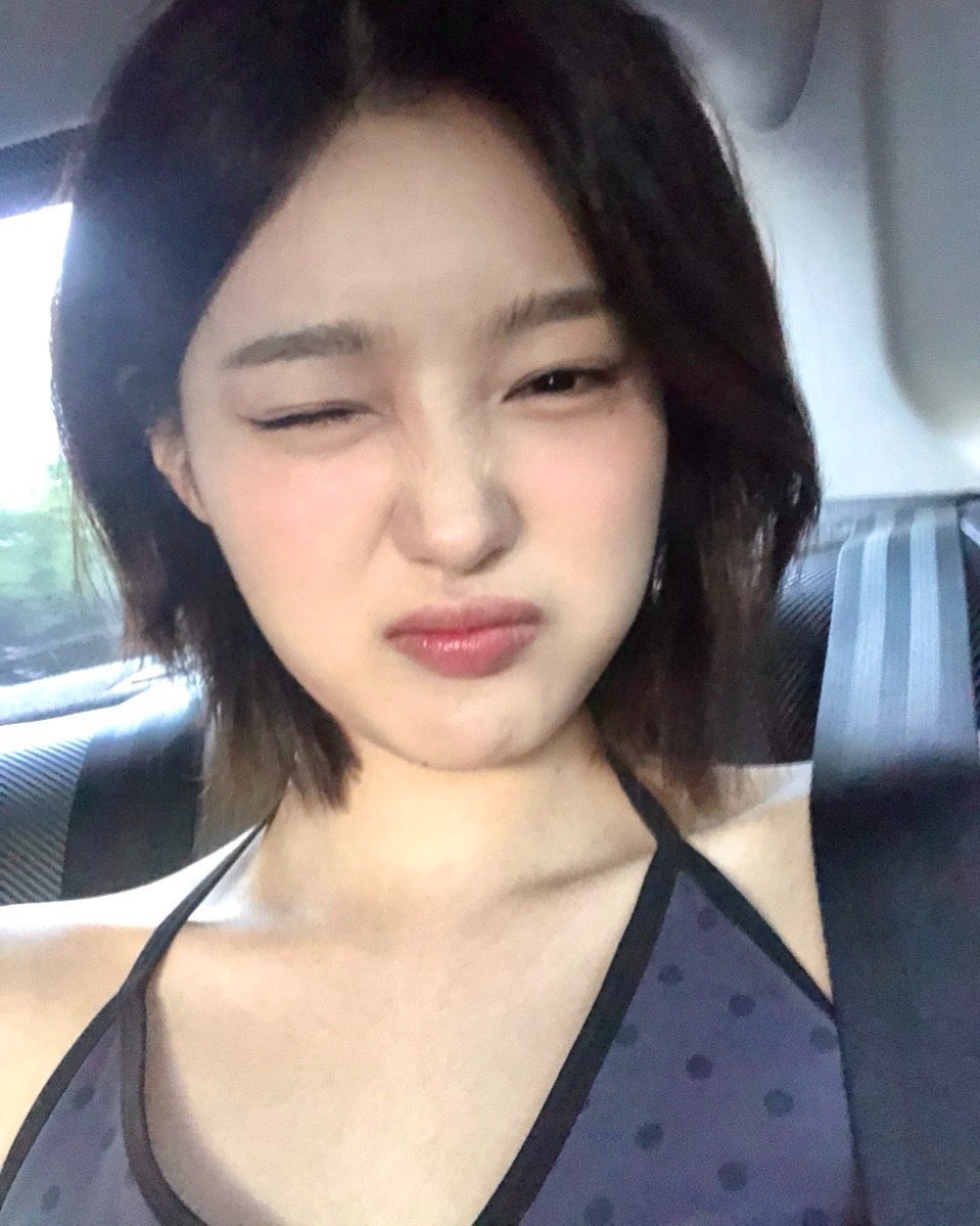 NOV072018's tweet photo. 🐱💌 https://t.co/MbHvzkw5ep