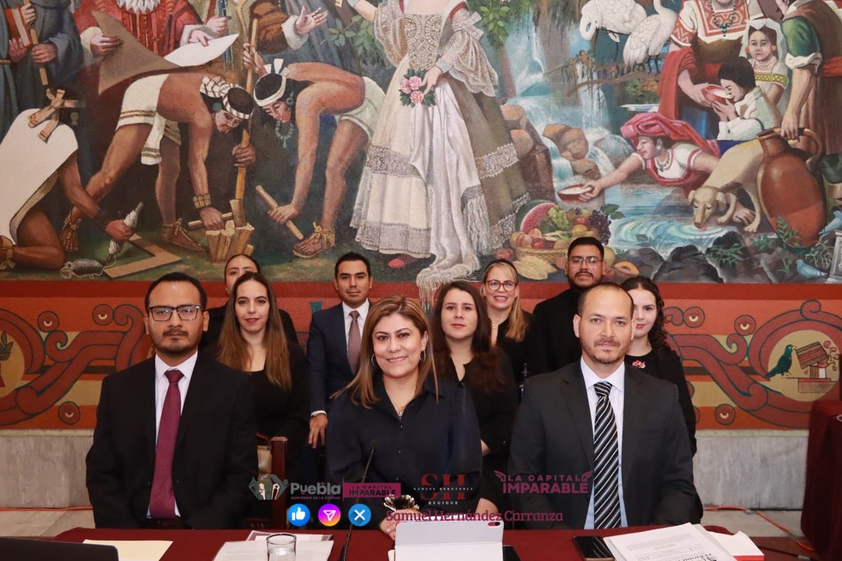 Presidí la Sesión Extraordinaria de la Comisión de Participación Ciudadana, Transparencia y Gobierno Abierto, como parte de la comparecencia de la Coordinación General de Transparencia y Gobierno Abierto del Municipio de Puebla Capital, a cargo de Laura Elizabeth García.