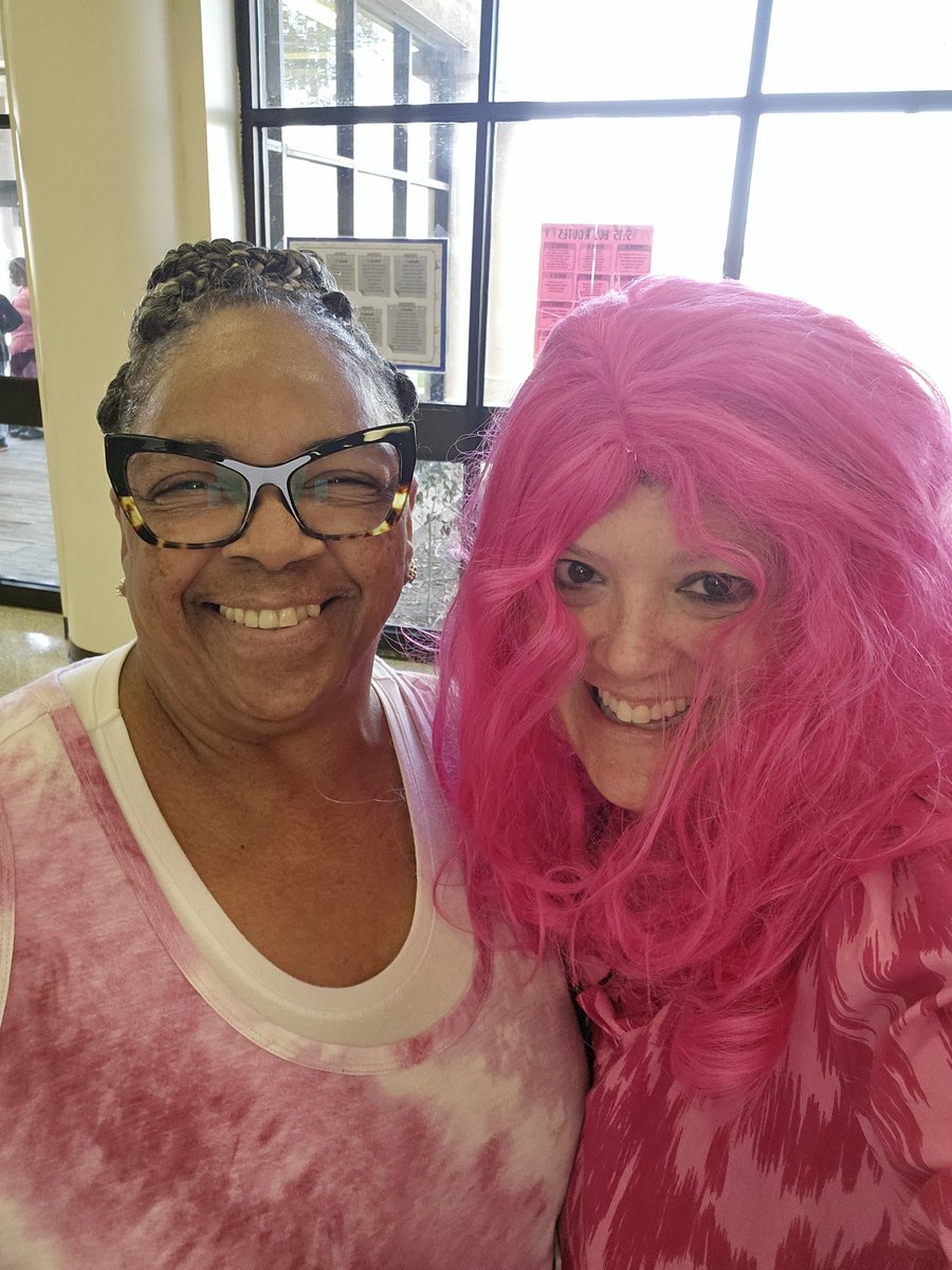 Celebrating PINK OUT with my 1 year  CANCER FREE friend Wanda! #VamosSOARLINC #GreatThingsHappenInTheAnnex #AliefProud #PraiseGod