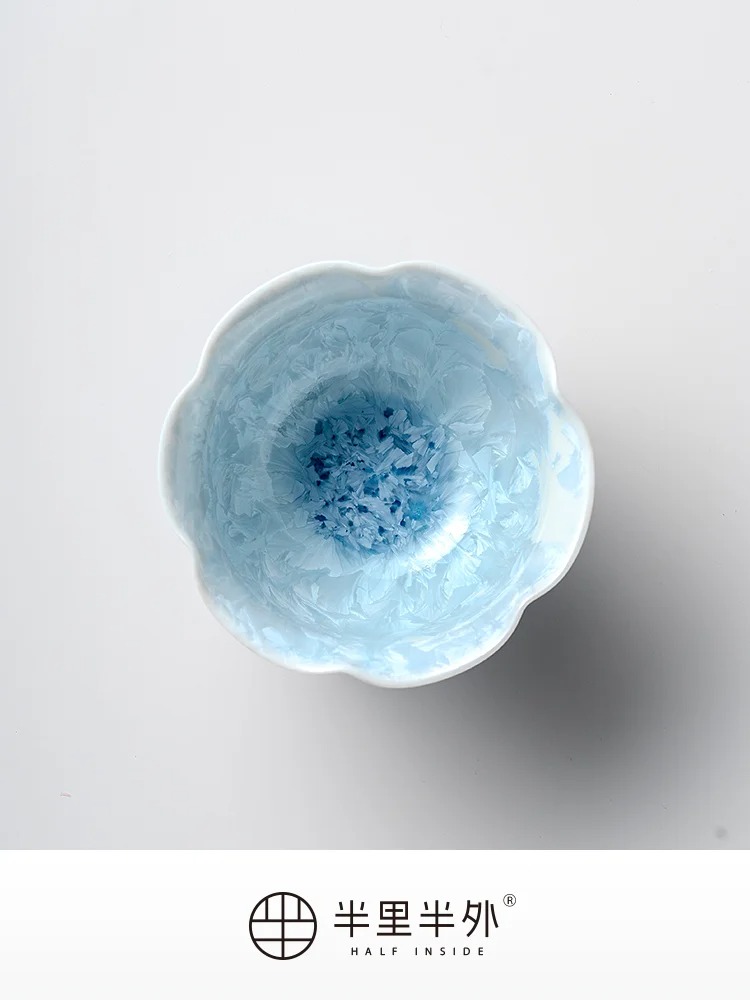 Each piece of Blue Ice Flower porcelain carries an irreplaceable grace. The soft blue hues, like frost kissed by moonlight, blend with the subtle kiln-fired textures—no two patterns are ever the same.
#BlueIceFlowerElegance
#UniquePorcelainCharm
#PoeticCeramicsVibes