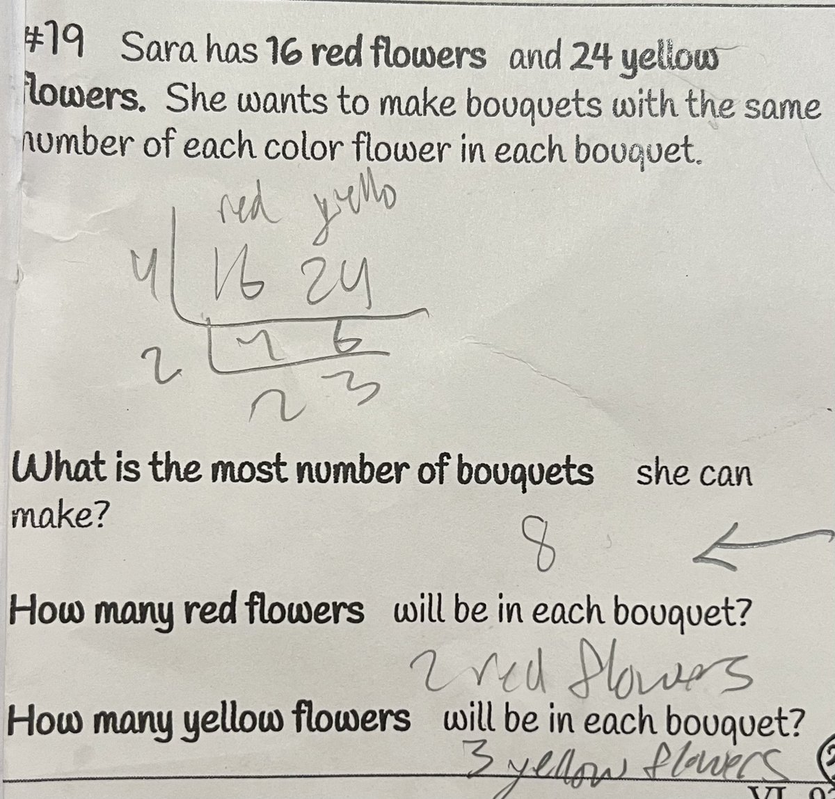 hcohl001's tweet image. My daughter has this problem in 6th grade math. Did she do it right? Do we assume that Sara uses all the flowers for the bouquets? I’d really appreciate some help.
